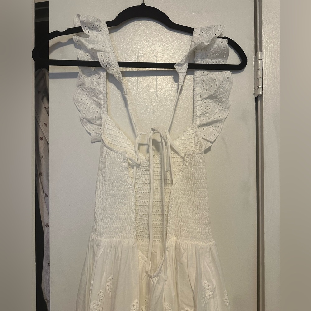 ASTR White Cottage Maxi Dress - Picture 5 of 7